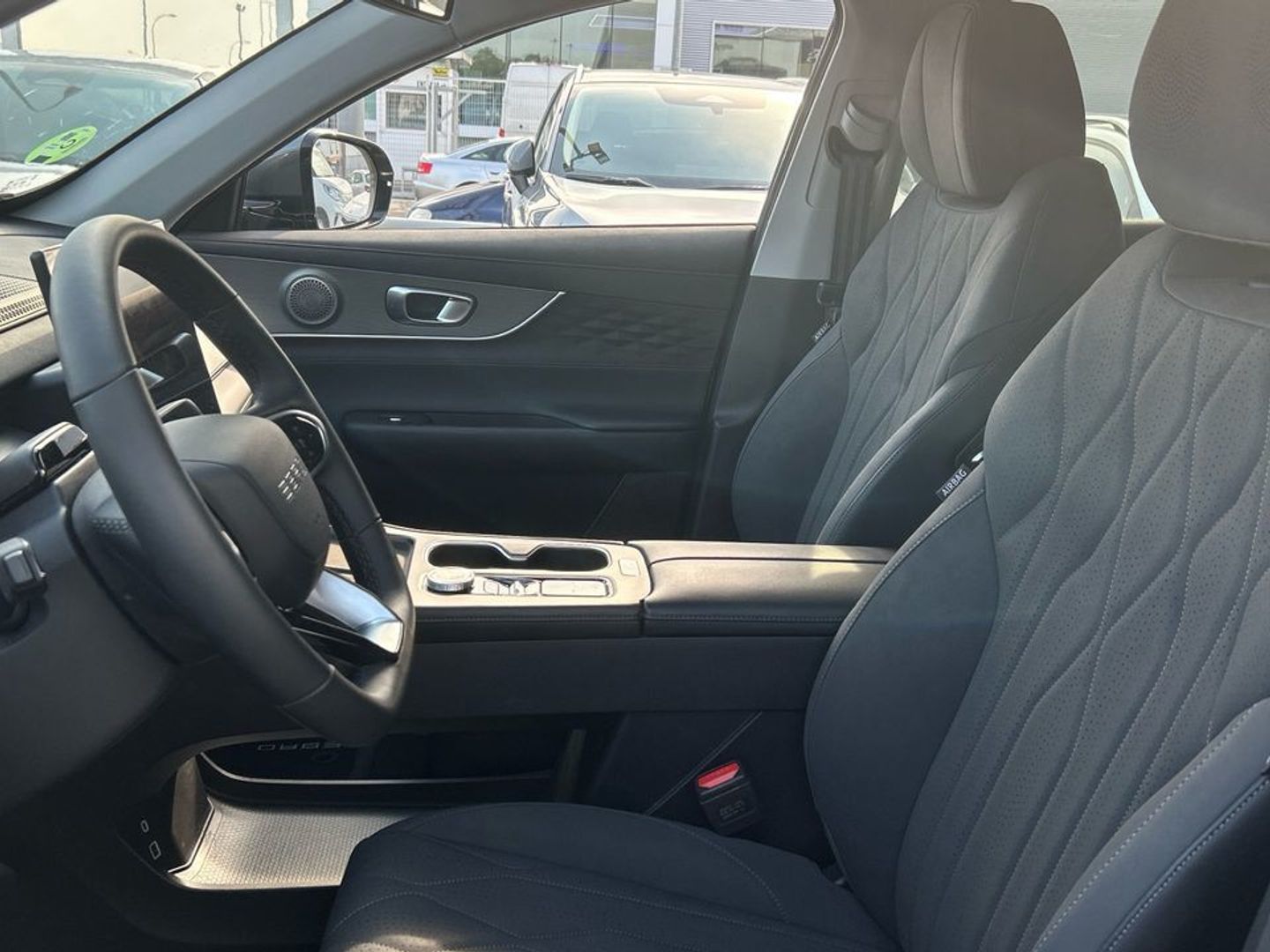Ebro S800 1.6 TGDI Luxury DCT 108 kW (147 CV)