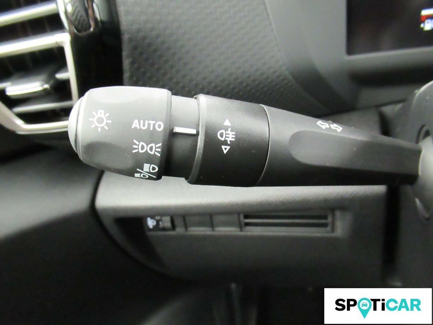 Citroen C4 Hybrid 145 Plus e-DCS6 107 kW (145 CV)