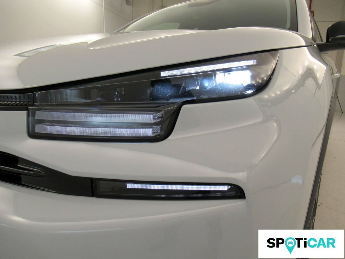 Citroen C4 Hybrid 145 Plus e-DCS6 107 kW (145 CV)