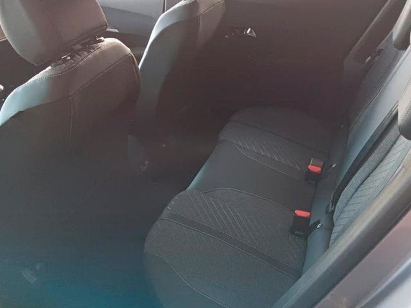 Peugeot 2008 PureTech 100 S&S Allure 75 kW (100 CV)