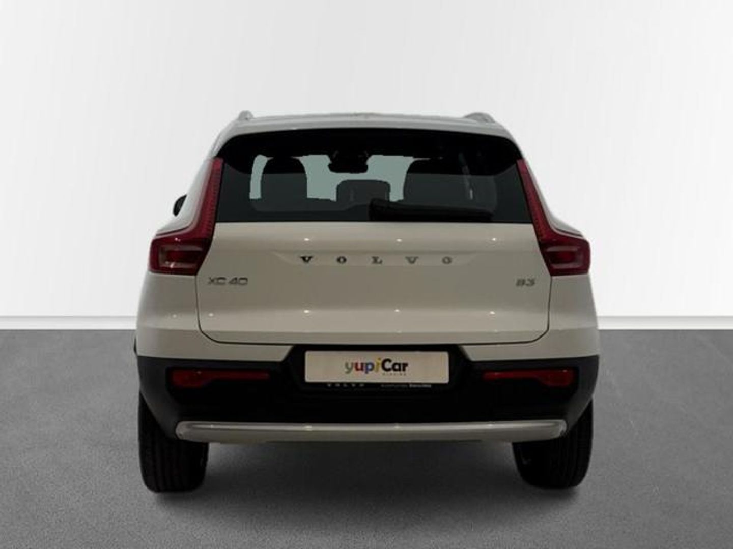 Volvo XC40 B3 G Core Auto 120 kW (163 CV)