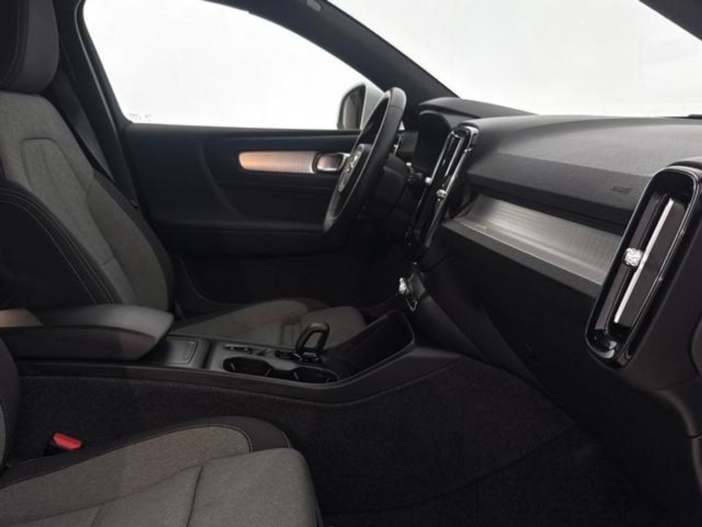 Volvo XC40 B3 G Core Auto 120 kW (163 CV)