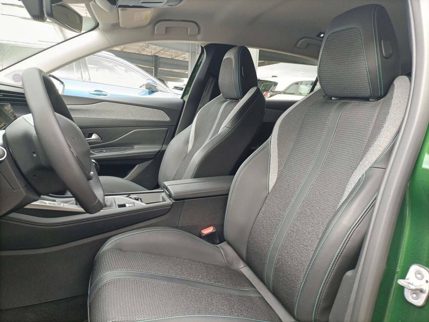 Peugeot 308 PureTech 130 Allure 96 kW (130 CV)