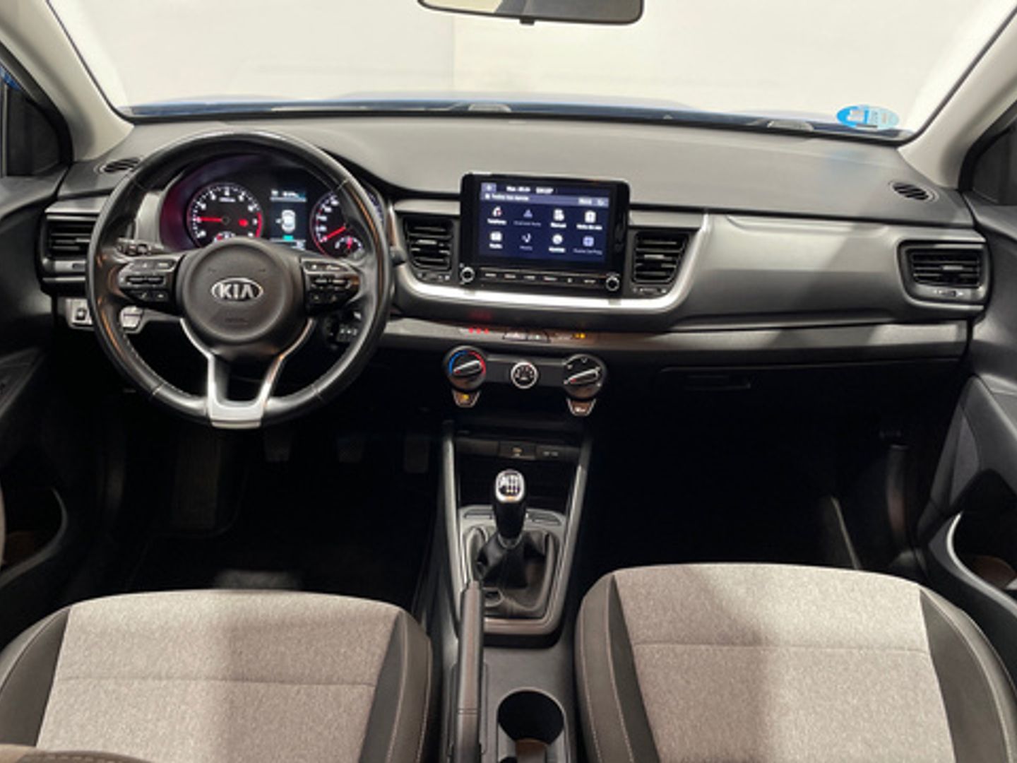 Kia Stonic 1.0 T-GDi MHEV iMT Concept 74 kW (100 CV)