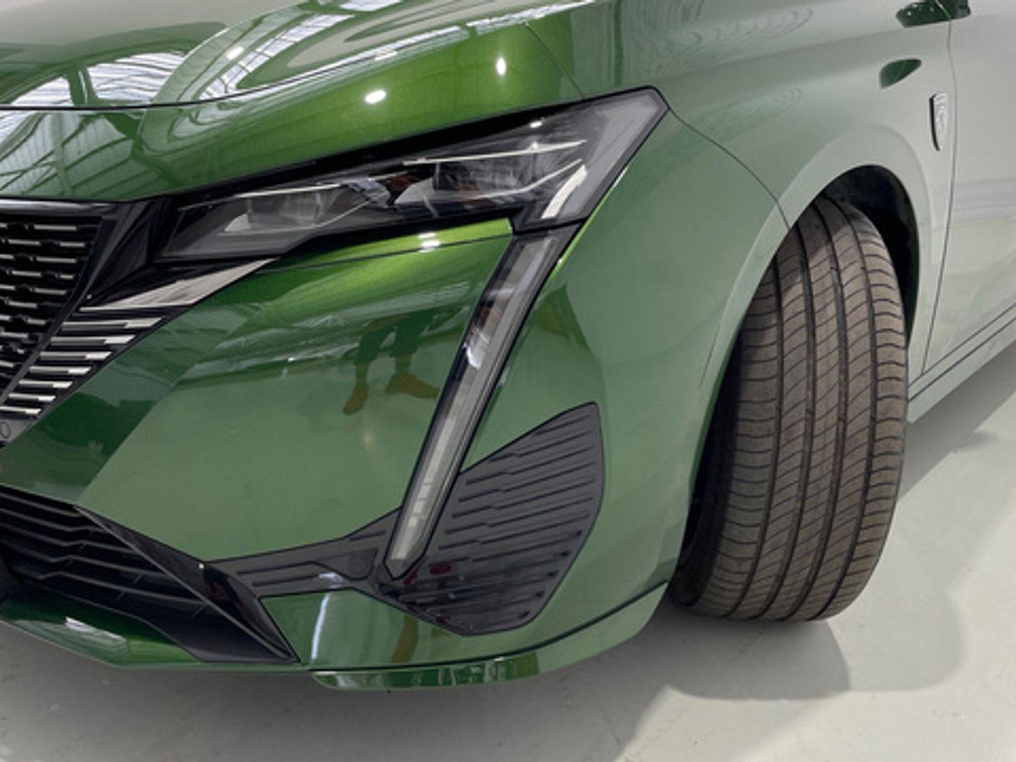 Peugeot 308 Hybrid 225 GT eEAT8 165 kW (225 CV)