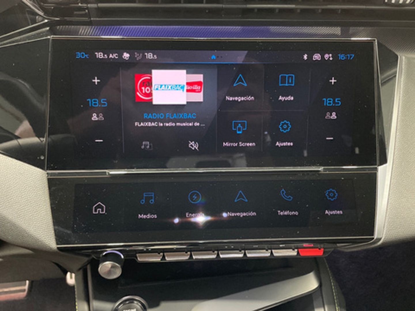 Peugeot 308 Hybrid 225 GT eEAT8 165 kW (225 CV)