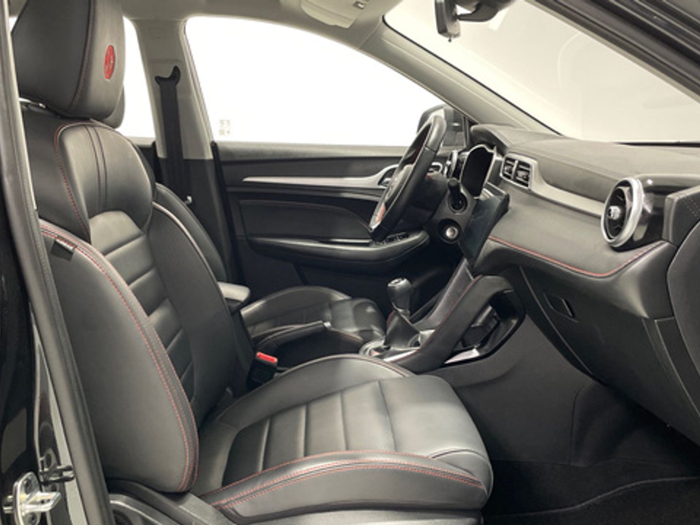 MG ZS 1.5 Luxury 78 kW (106 CV)