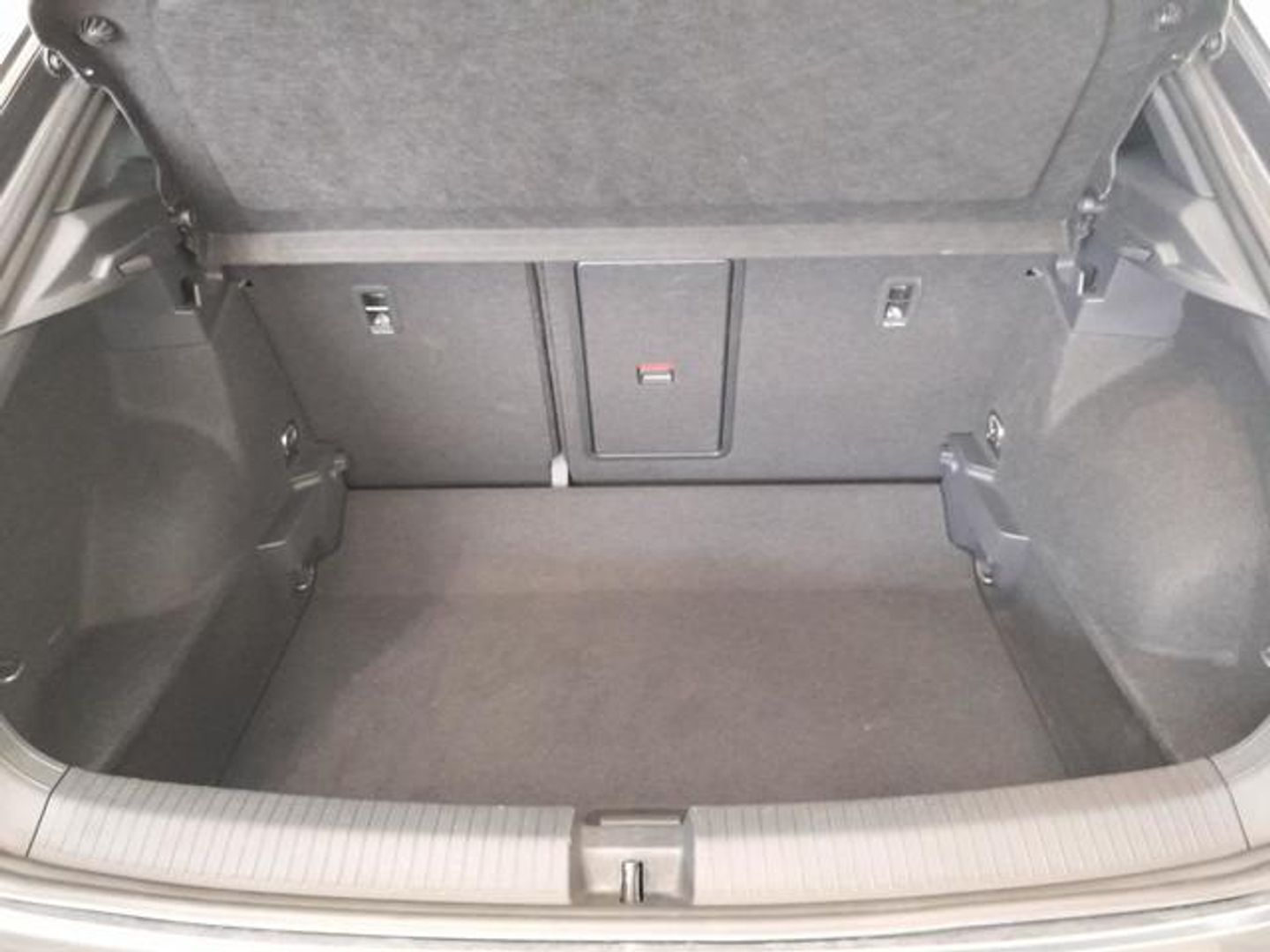 Volkswagen T-Roc R-Line 1.5 TSI 110 kW (150 CV) DSG