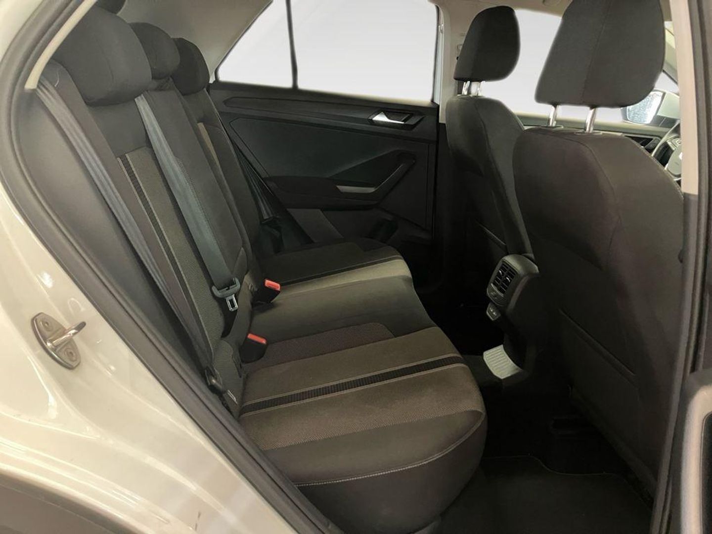 Volkswagen T-Roc Advance 1.0 TSI 81 kW (110 CV)