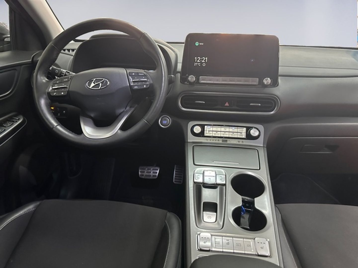 Hyundai Kona EV Style Sky 150 kW (204 CV)