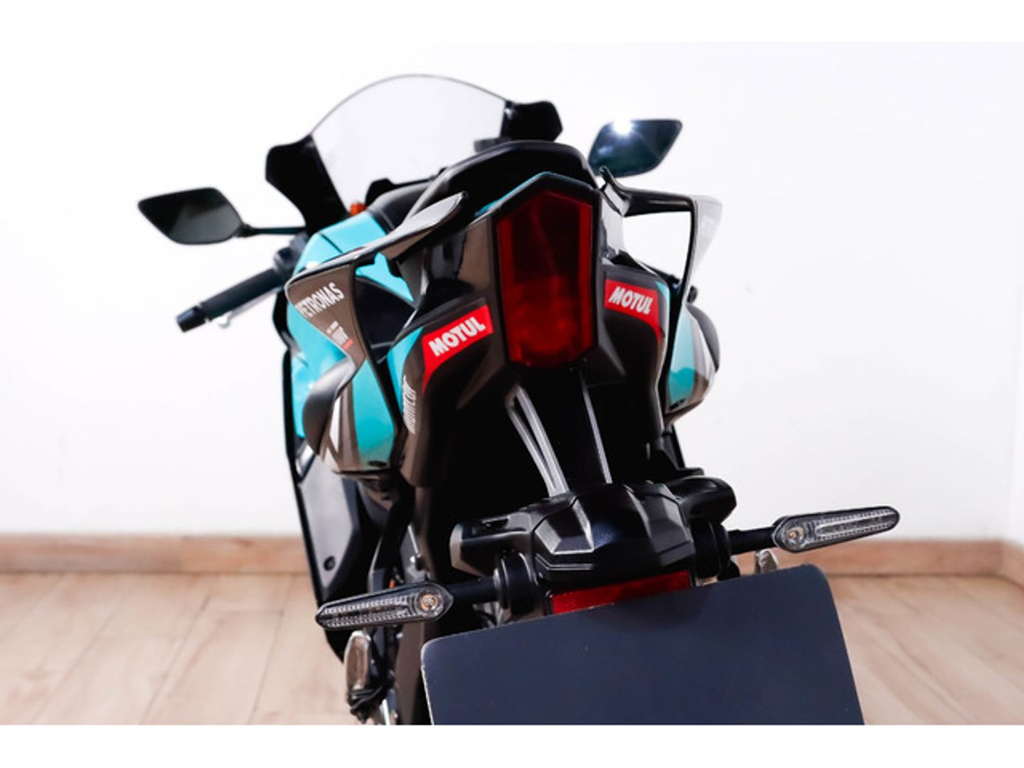 Yamaha YZF-R 7