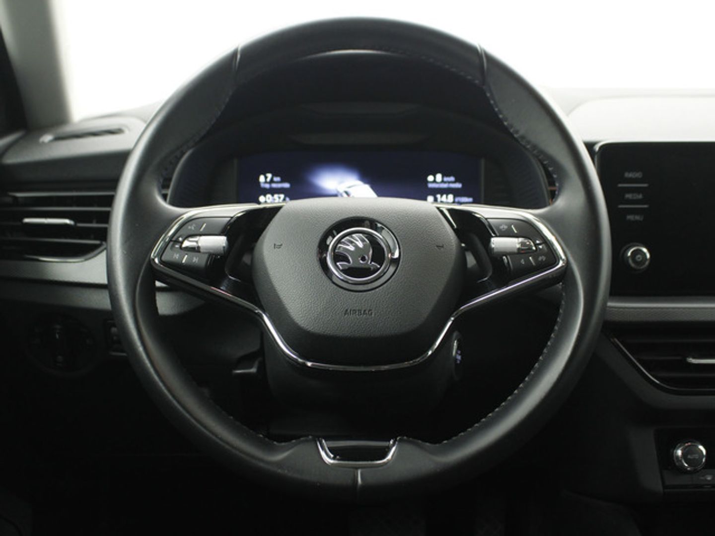 Skoda Scala 1.5 TSI Ambition DSG 110 kW (150 CV)