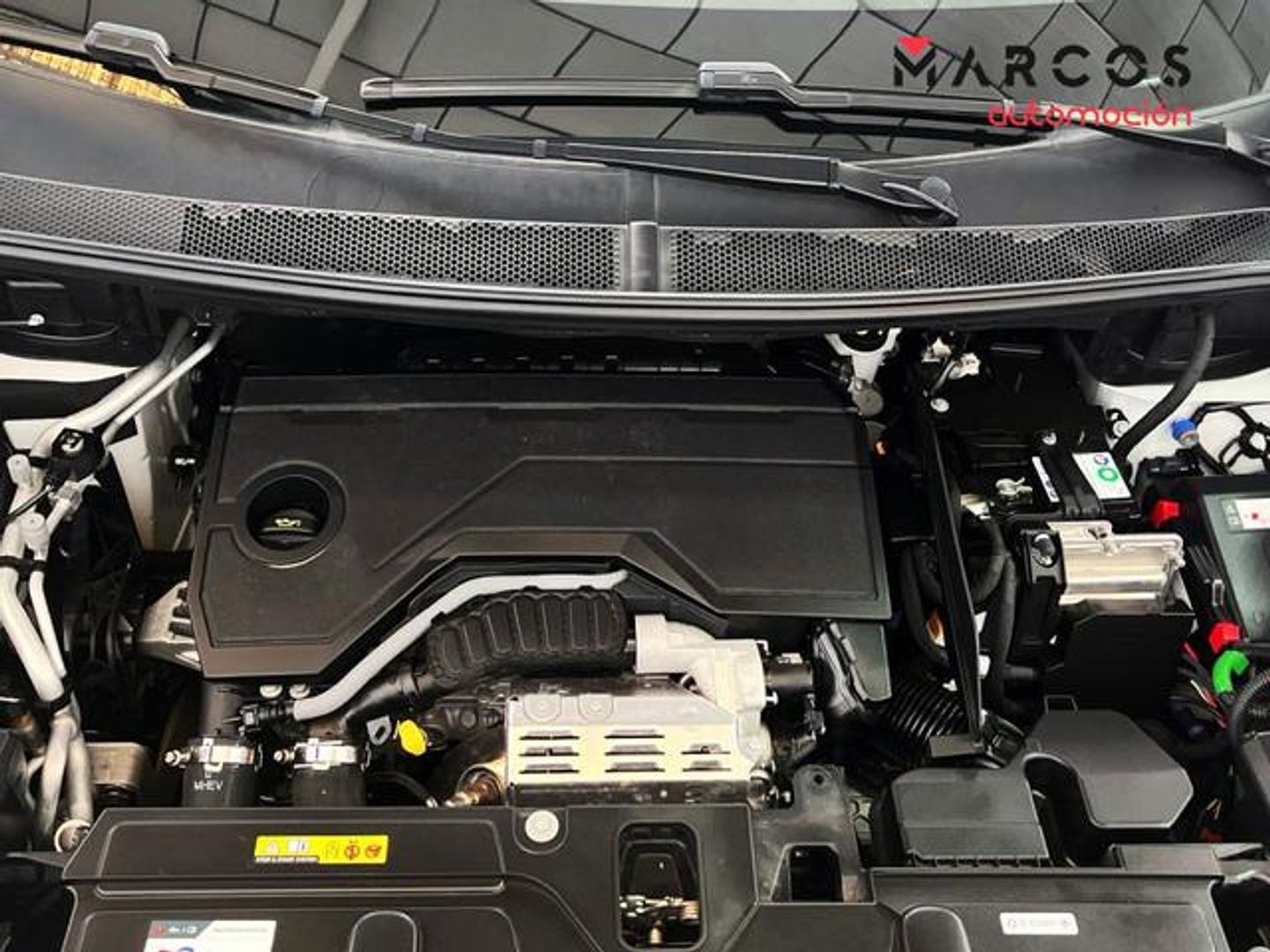 Peugeot 3008 Hybrid 136 Allure Pack eDCS6 100 kW (136 CV)