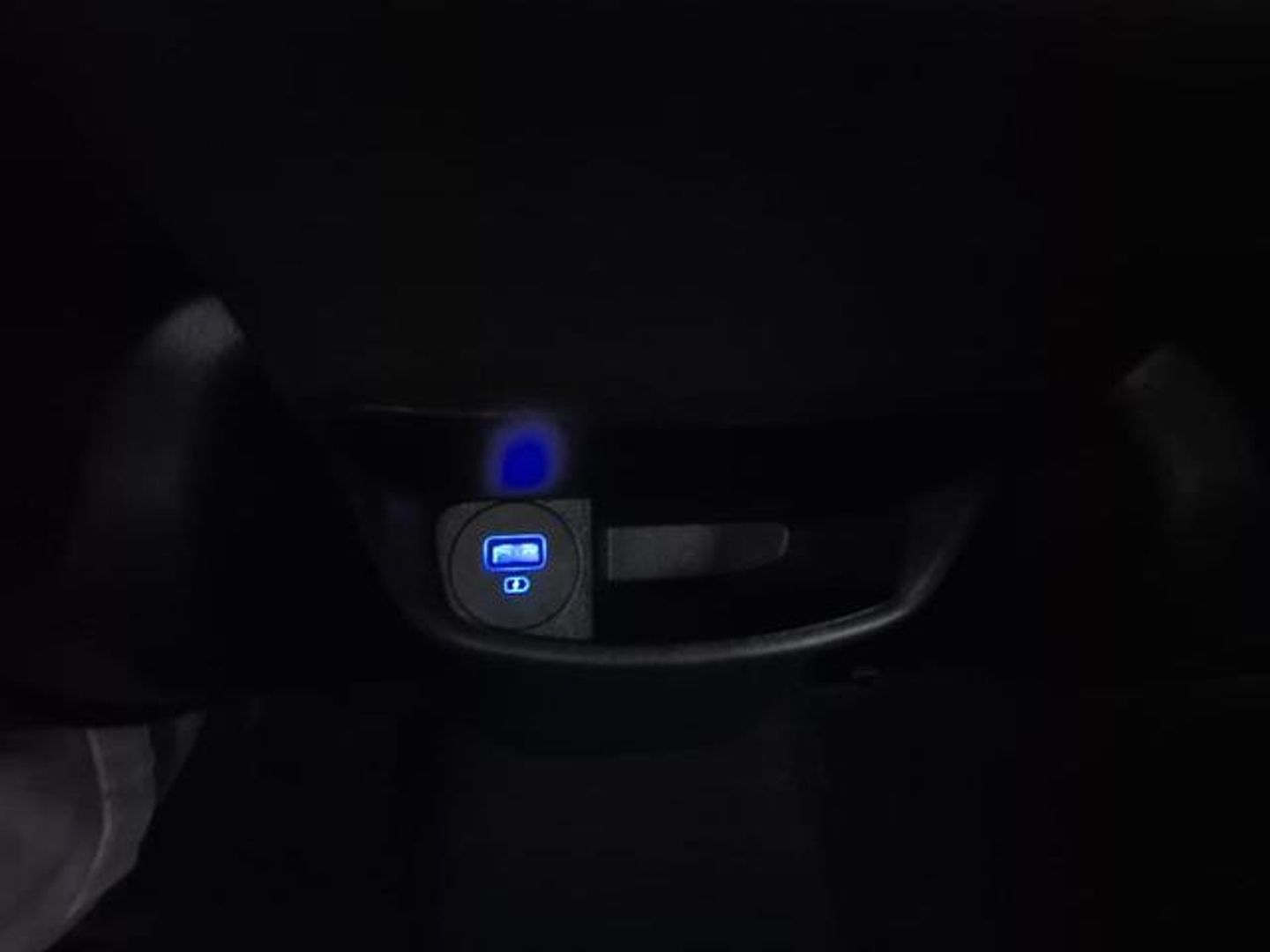 Hyundai Kona 1.6 GDI HEV Maxx DCT 104 kW (141 CV)