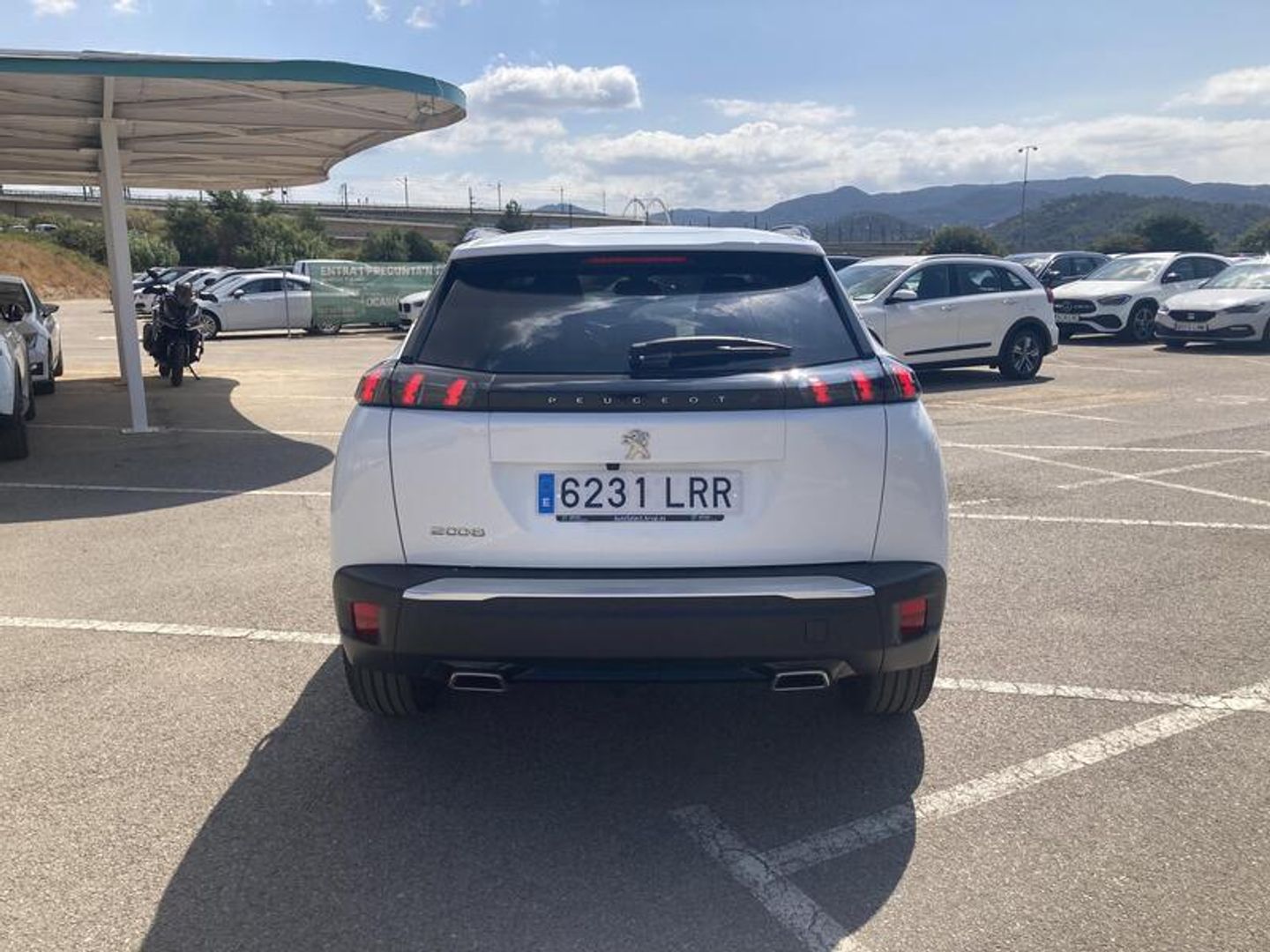 Peugeot 2008 PureTech 130 S&S Allure Pack EAT8 96 kW (130 CV)