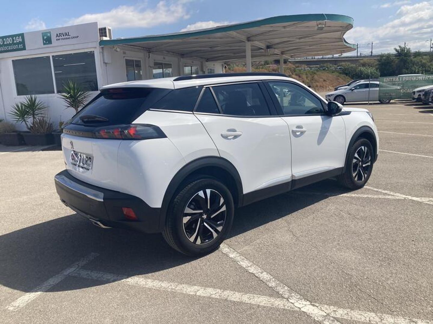 Peugeot 2008 PureTech 130 S&S Allure Pack EAT8 96 kW (130 CV)
