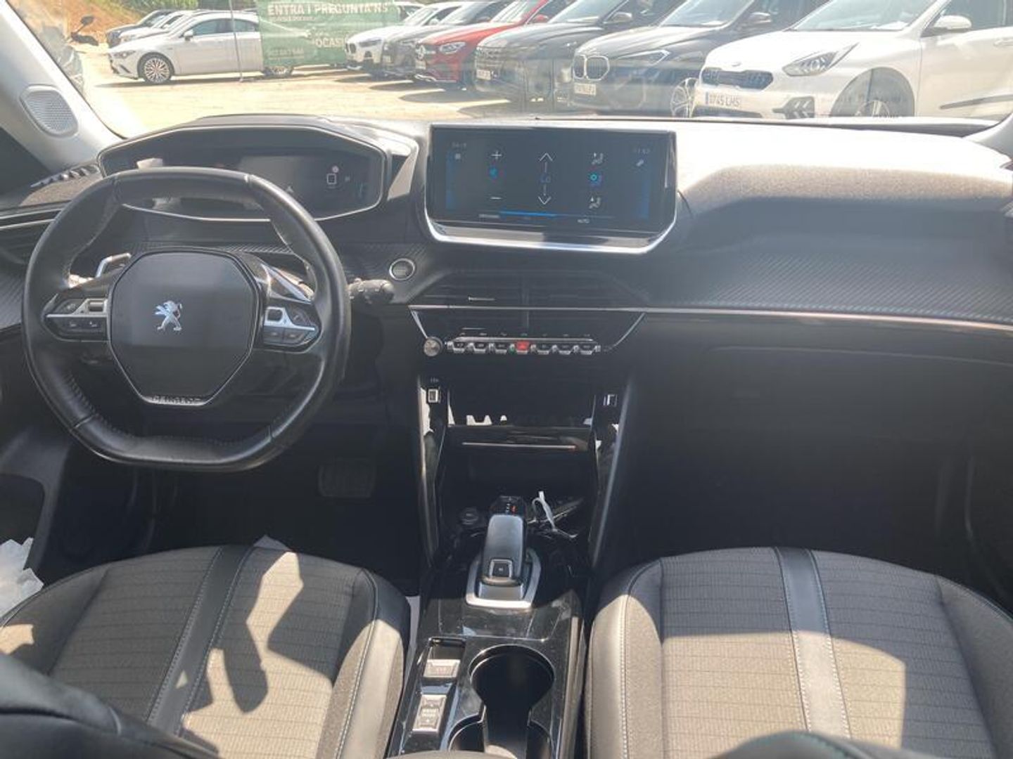 Peugeot 2008 PureTech 130 S&S Allure Pack EAT8 96 kW (130 CV)