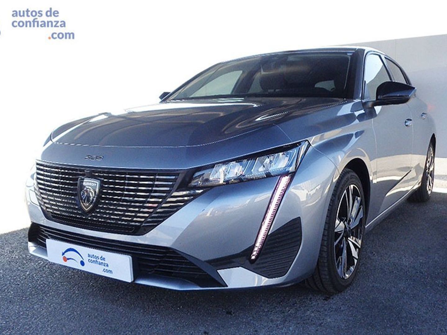 Peugeot 308 PureTech 130 S&S Allure 96 kW (130 CV) Gris Compact