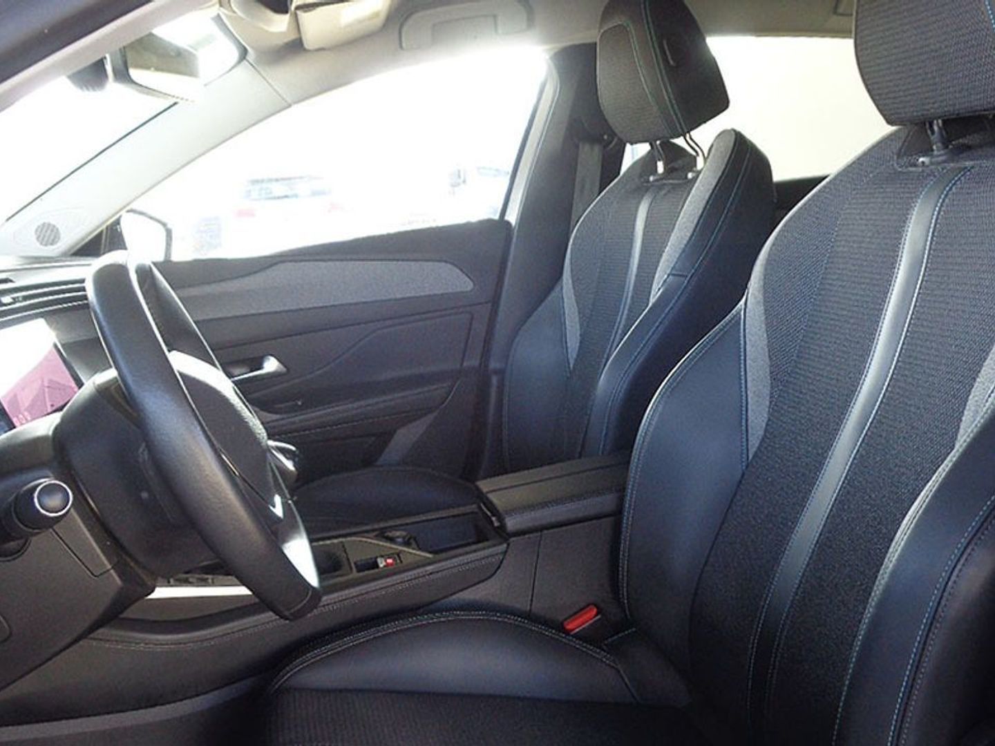 Peugeot 308 PureTech 130 S&S Allure 96 kW (130 CV)