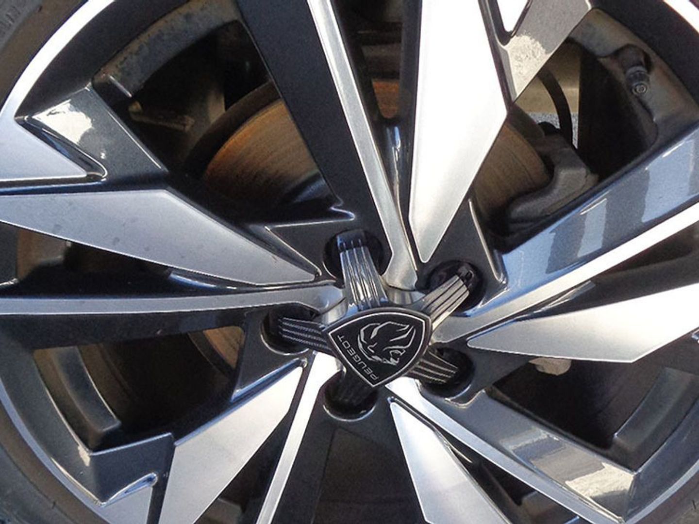 Peugeot 308 PureTech 130 S&S Allure 96 kW (130 CV)