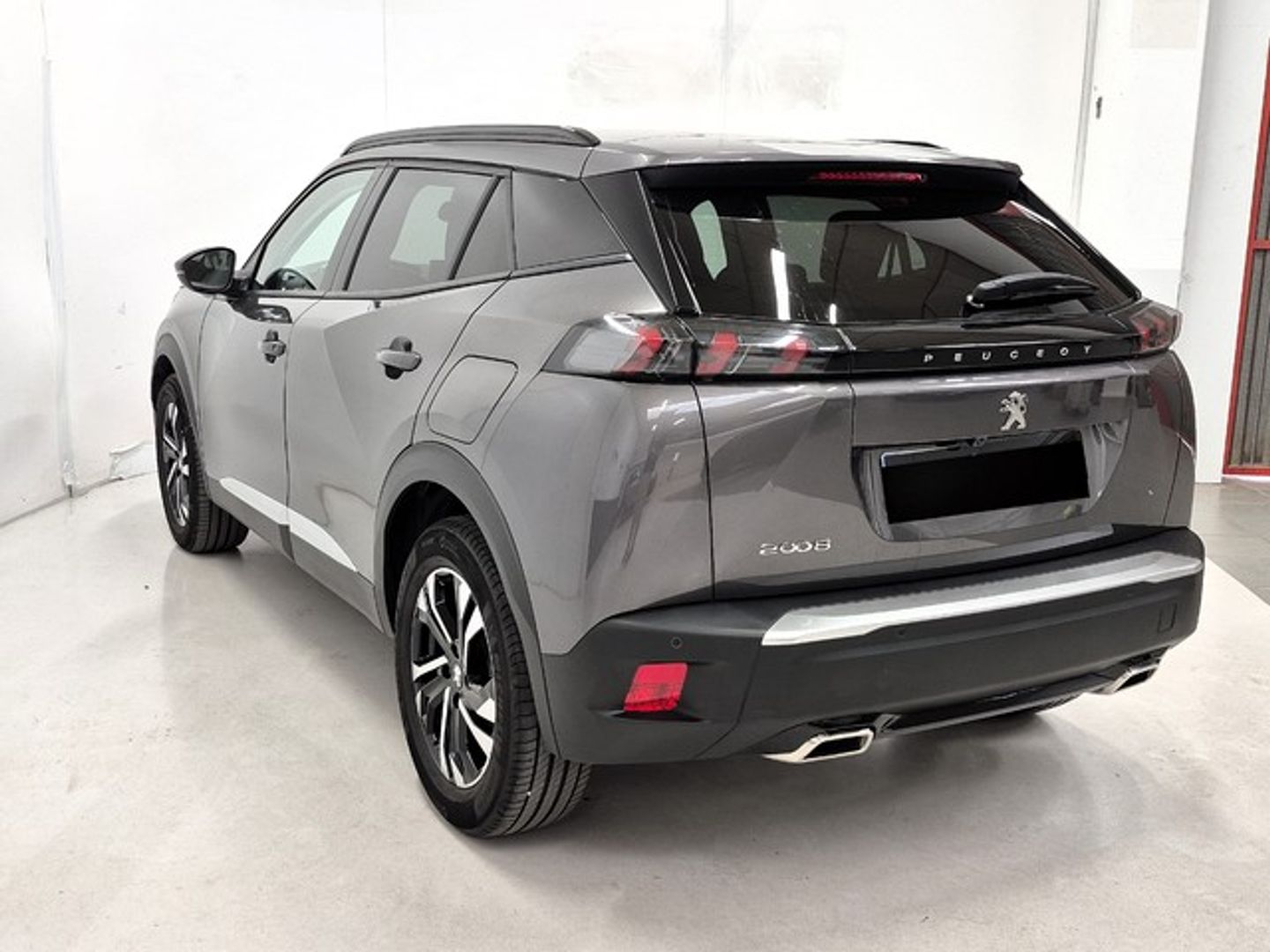 Peugeot 2008 PureTech 130 S&S Allure Pack EAT8 96 kW (130 CV)