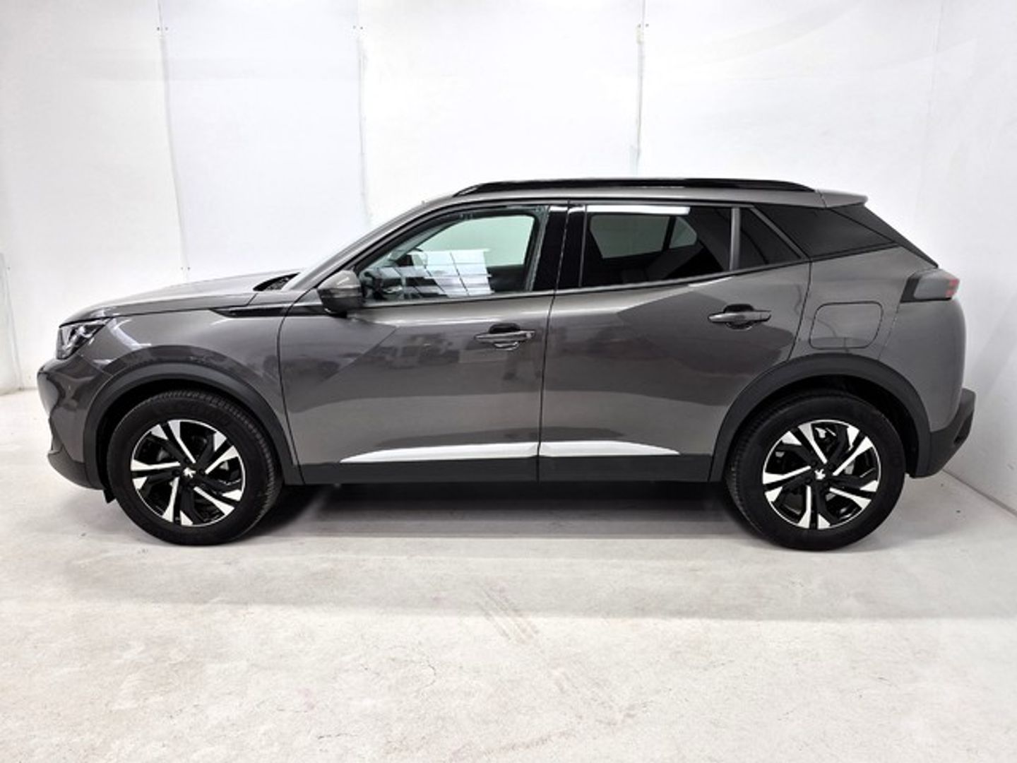 Peugeot 2008 PureTech 130 S&S Allure Pack EAT8 96 kW (130 CV)