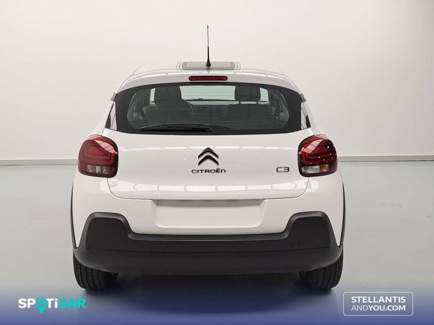 Citroen C3 PureTech 82 C-Series 61 kW (83 CV)