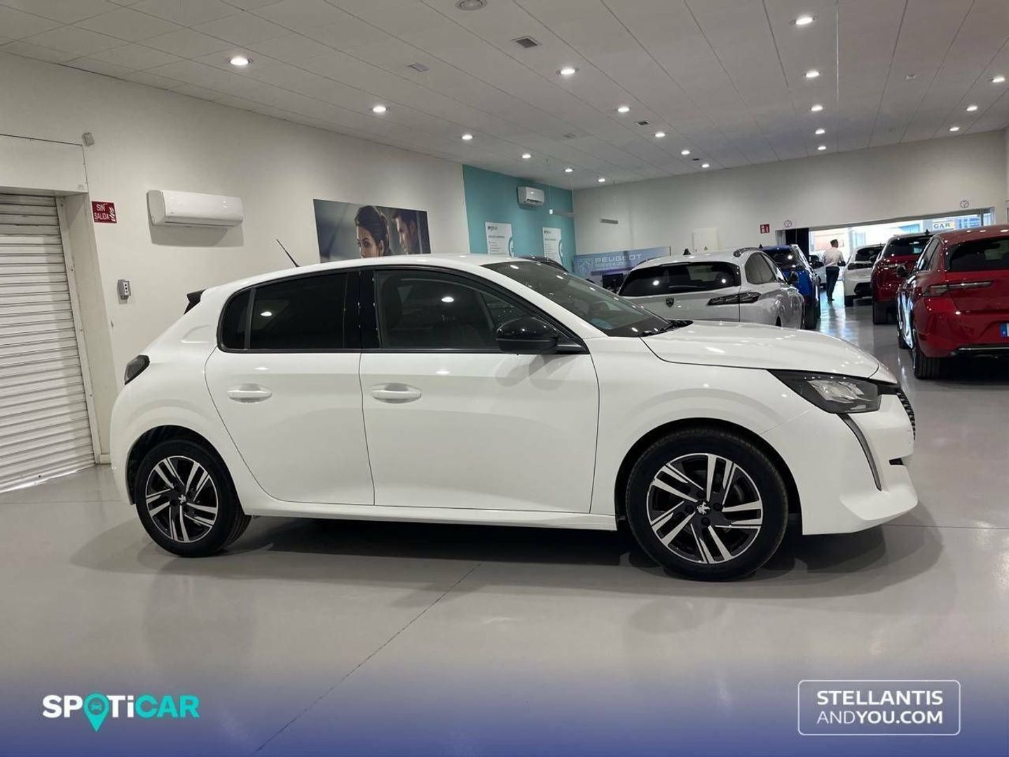 Peugeot 208 PureTech 100 Allure 75 kW (100 CV)