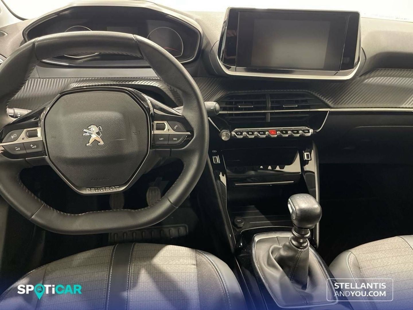 Peugeot 208 PureTech 100 Allure 75 kW (100 CV)