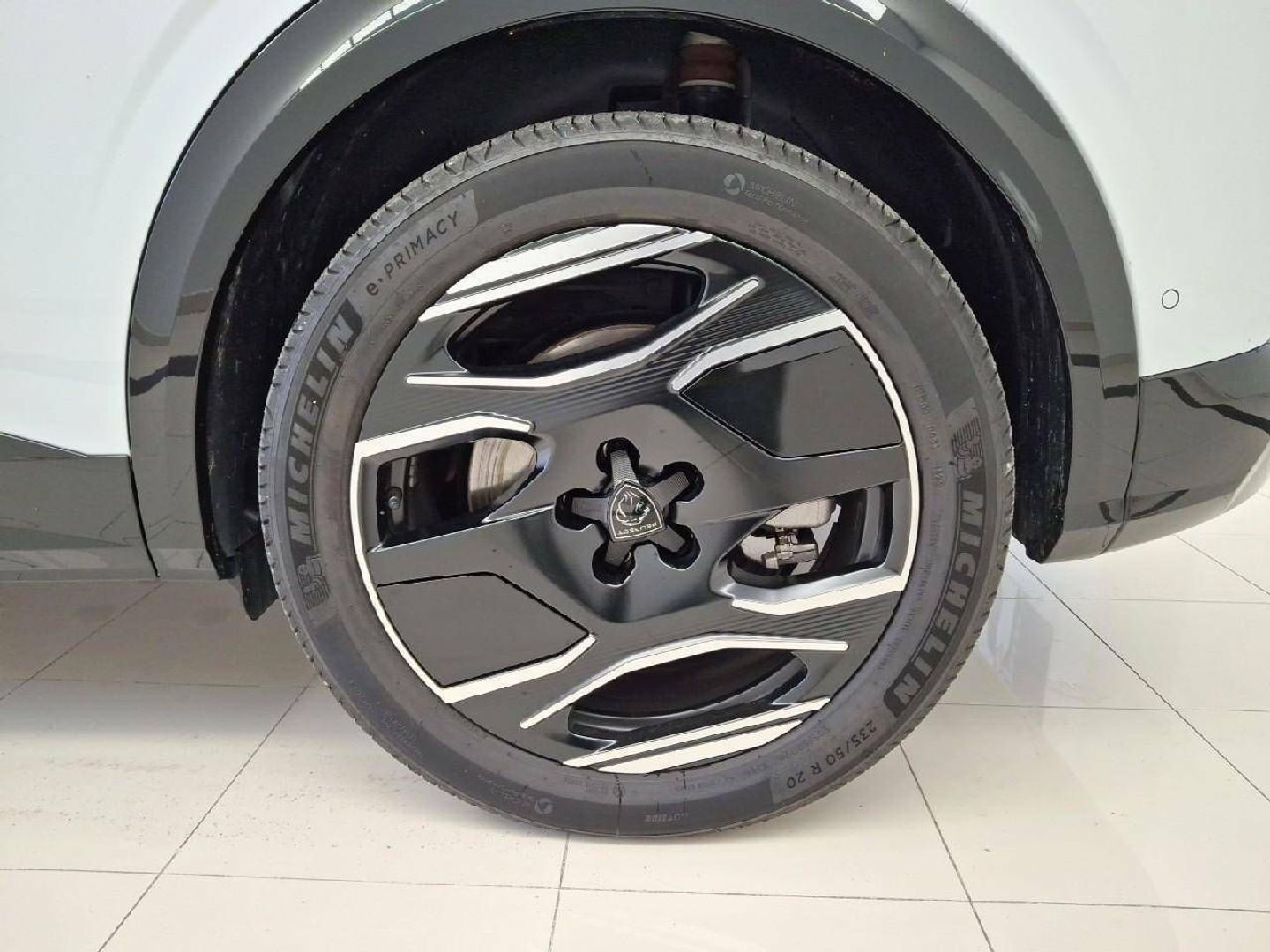 Peugeot e-3008 Eléctrico GT 157 kW (214 CV)