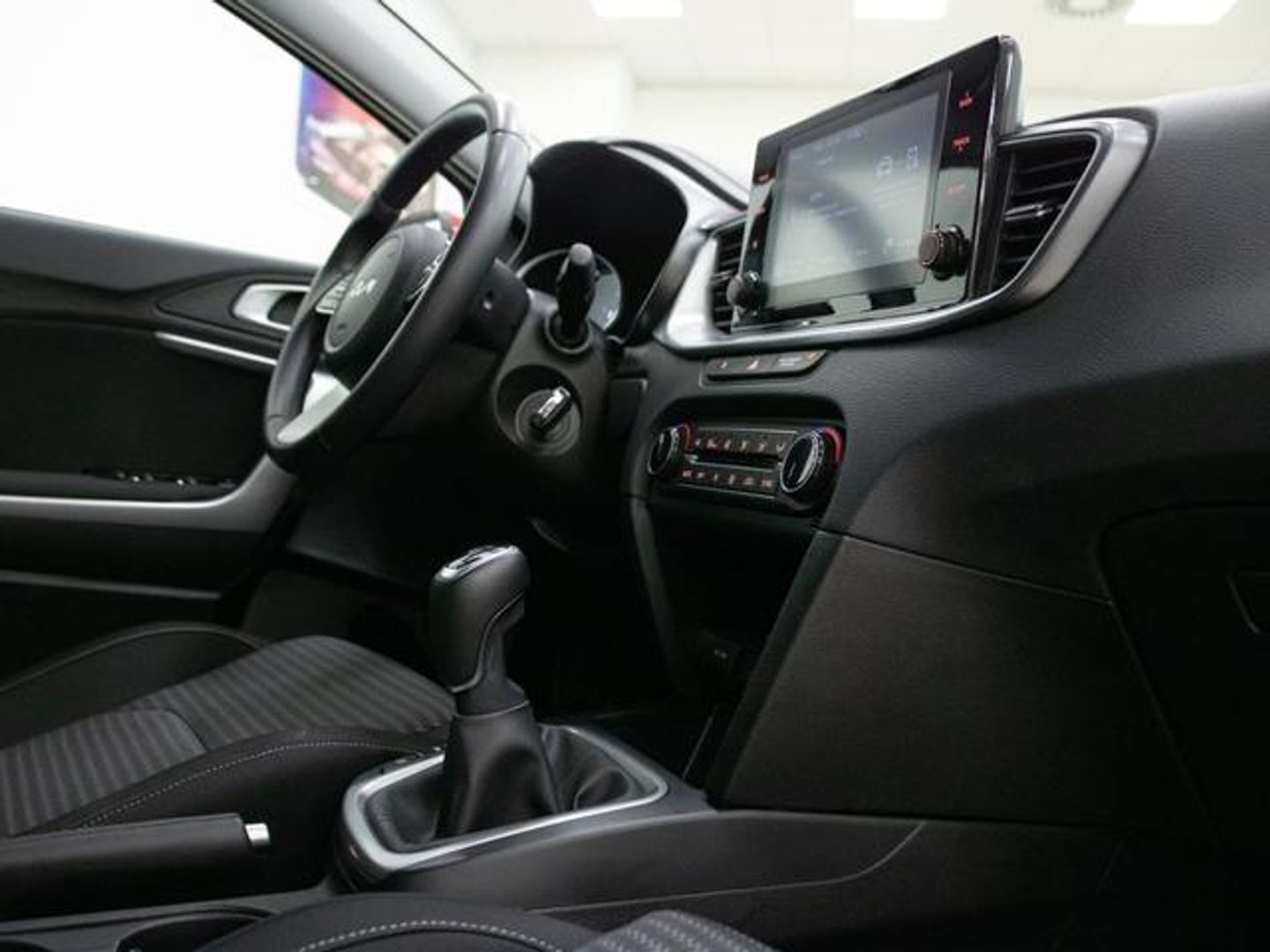 Kia Ceed 1.0 T-GDI Drive 74 kW (100 CV)