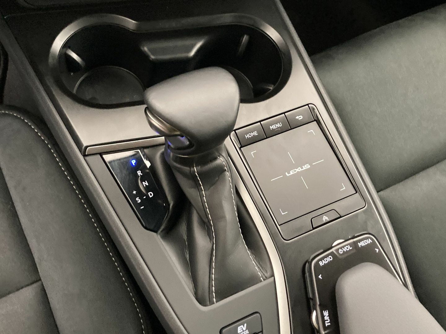 Lexus UX UX 250h Eco 135 kW (184 CV)