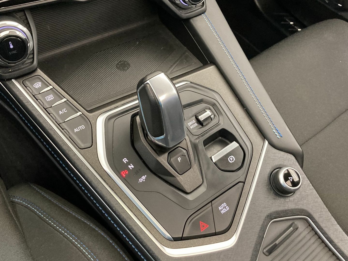 Lynk & Co 01 1.5 PHEV 192 kW (261 CV)