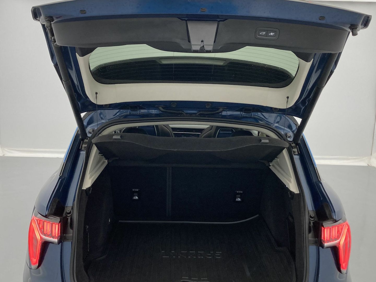 Lynk & Co 01 1.5 PHEV 192 kW (261 CV)