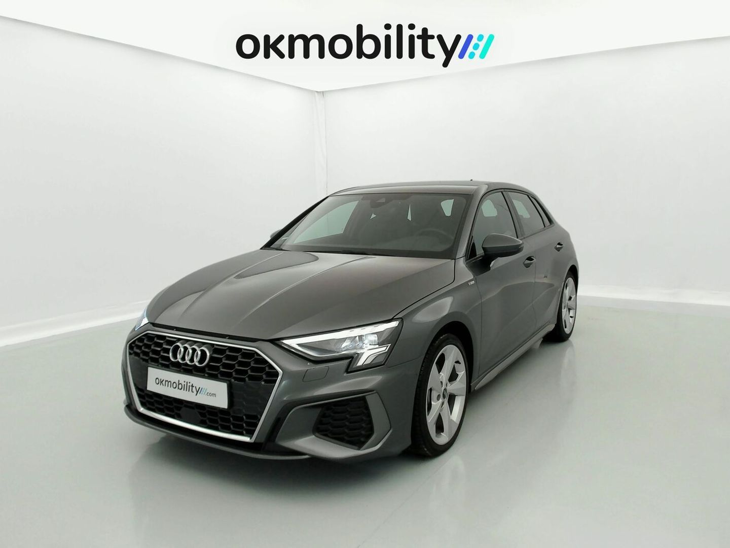 Audi A3 Sportback S line 35 TFSI 110 kW (150 CV) S tronic Gris Compact