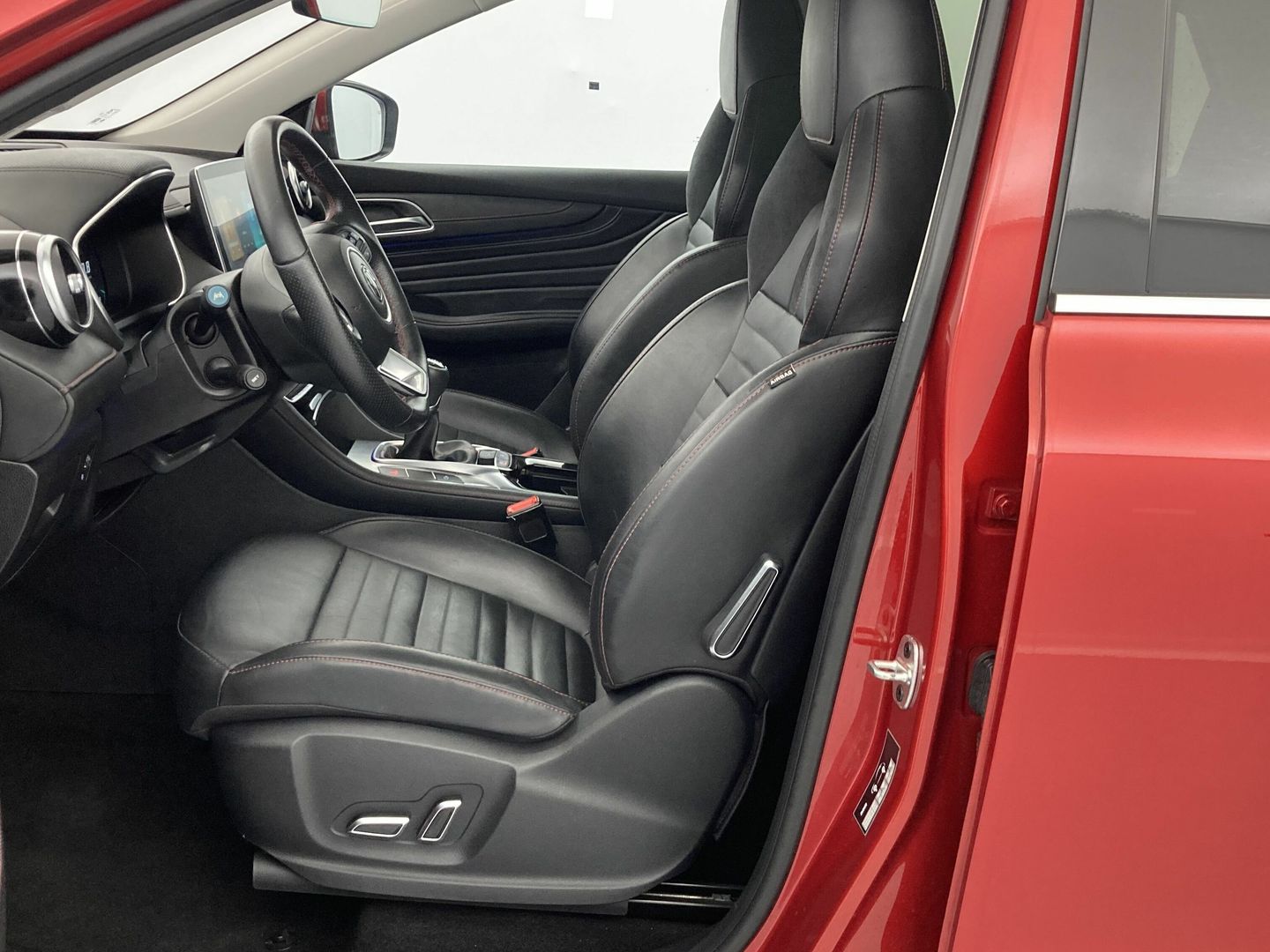 MG HS 1.5 Turbo GDI Luxury 119 kW (162 CV)