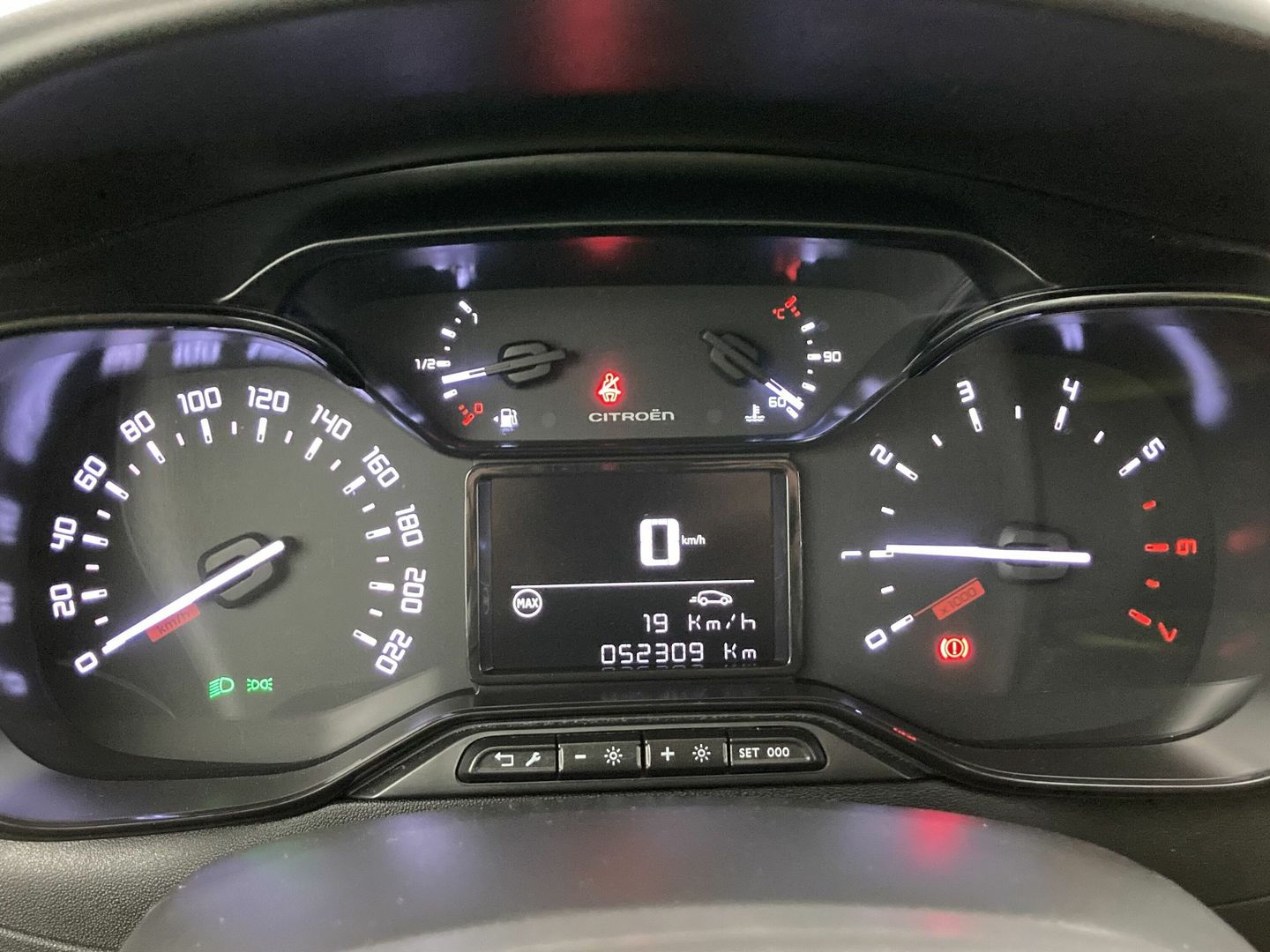 Citroen C3 PureTech 82 C-Series 61 kW (83 CV)
