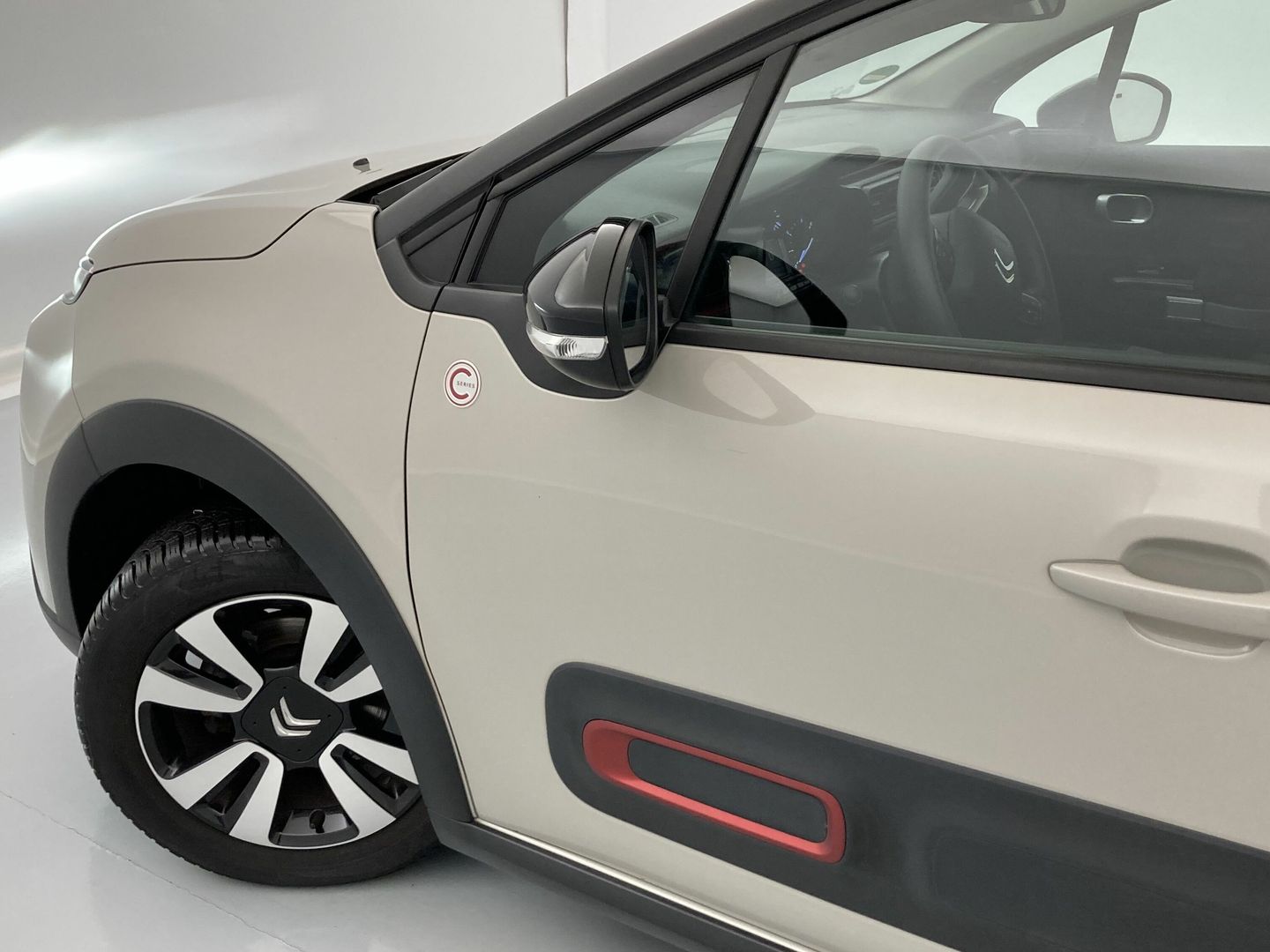 Citroen C3 PureTech 82 C-Series 61 kW (83 CV)