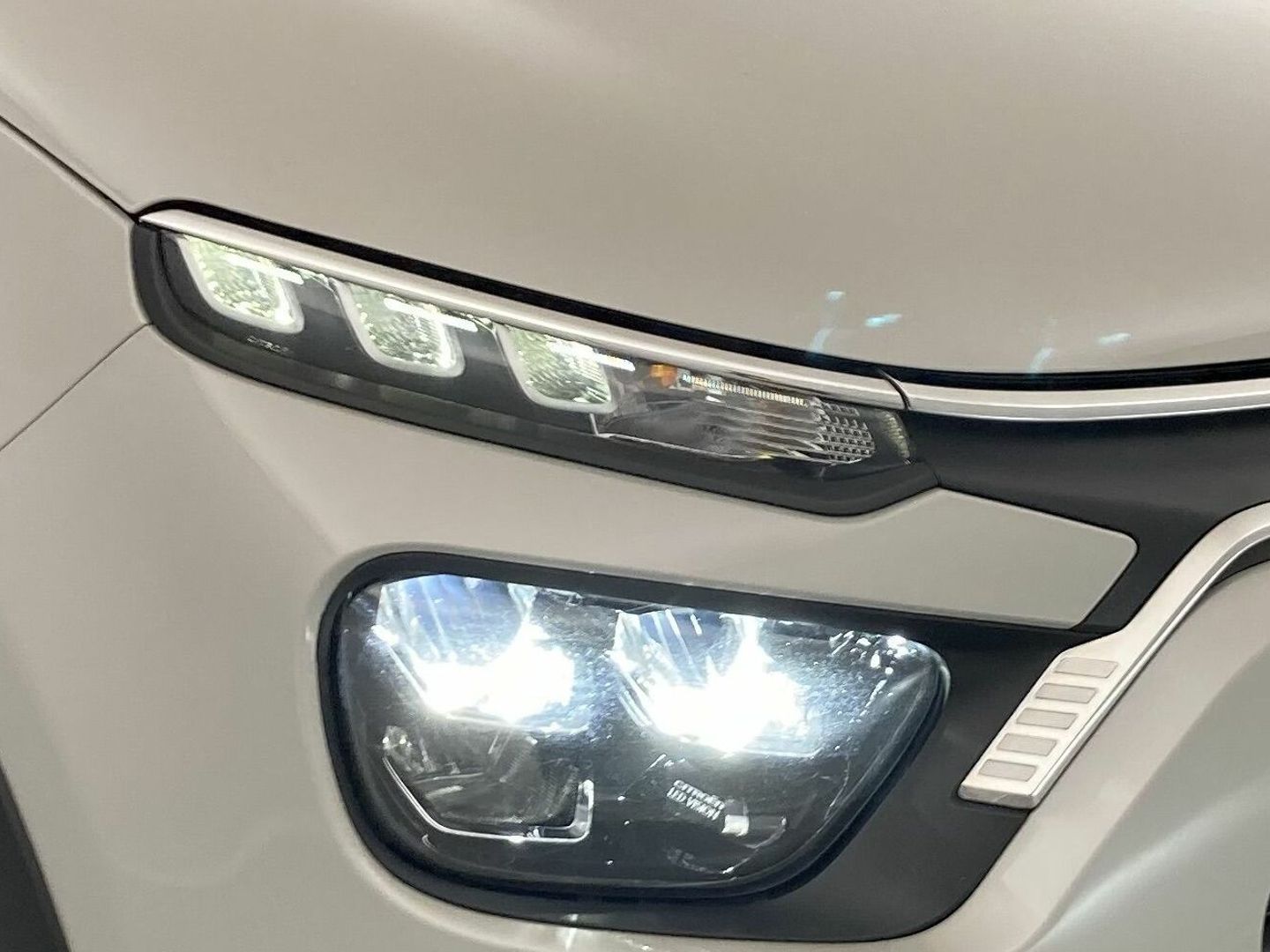 Citroen C3 PureTech 82 C-Series 61 kW (83 CV)