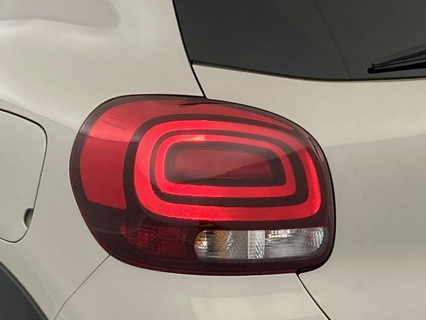 Citroen C3 PureTech 82 C-Series 61 kW (83 CV)