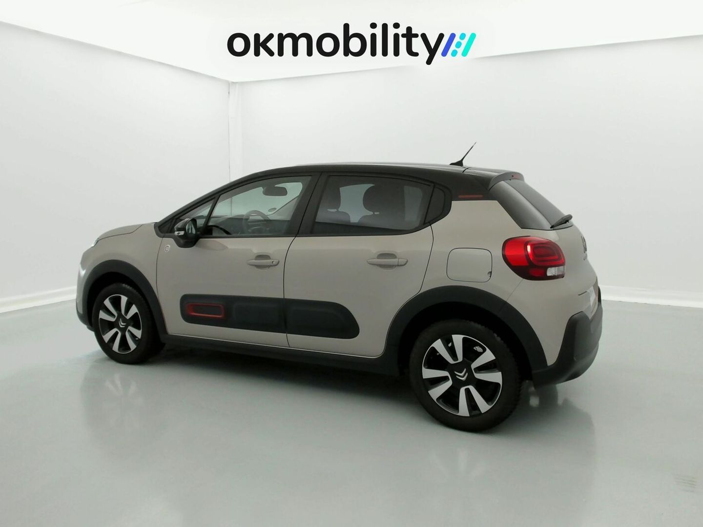 Citroen C3 PureTech 82 C-Series 61 kW (83 CV)