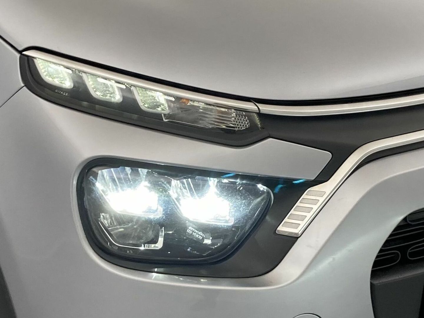 Citroen C3 PureTech 82 C-Series 61 kW (83 CV)