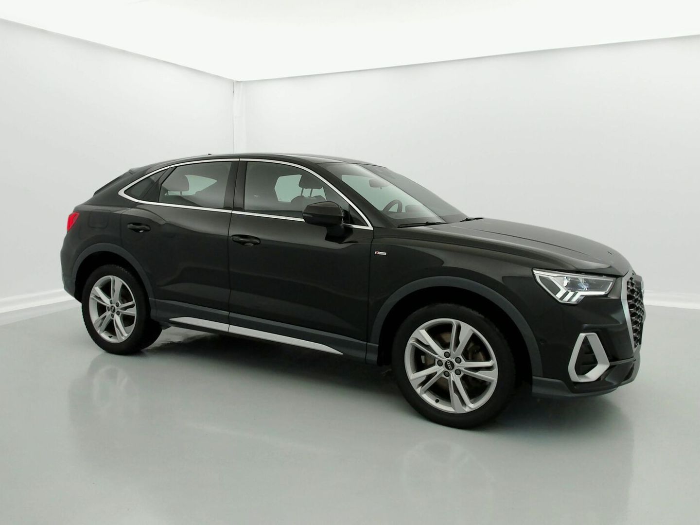 Audi Q3 Sportback TFSIe S line 45 TFSI e 180 kW (245 CV) S tronic