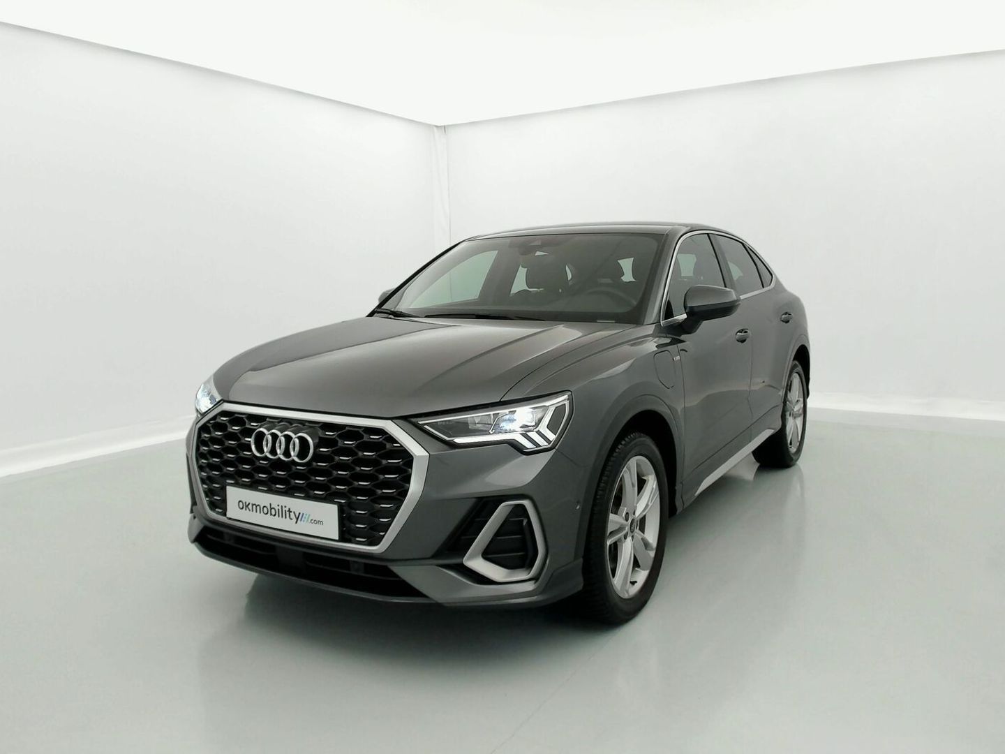Audi Q3 Sportback TFSIe S line 45 TFSI e 180 kW (245 CV) S tronic Gris SUV