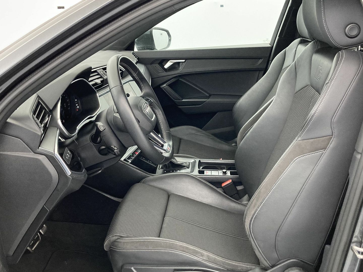 Audi Q3 Sportback TFSIe S line 45 TFSI e 180 kW (245 CV) S tronic