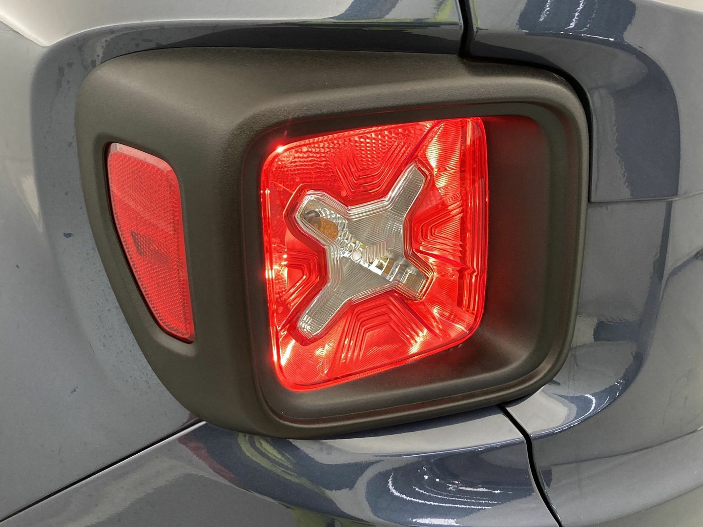 Jeep Renegade 1.0G Night Eagle II 4x2 88 kW (120 CV)
