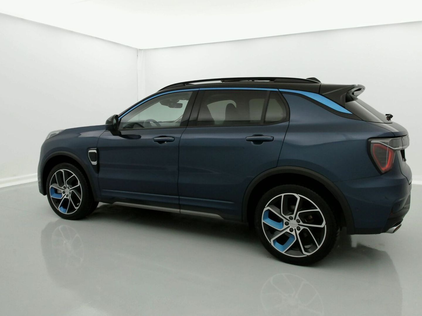 Lynk & Co 01 1.5 HEV 145 kW (197 CV)
