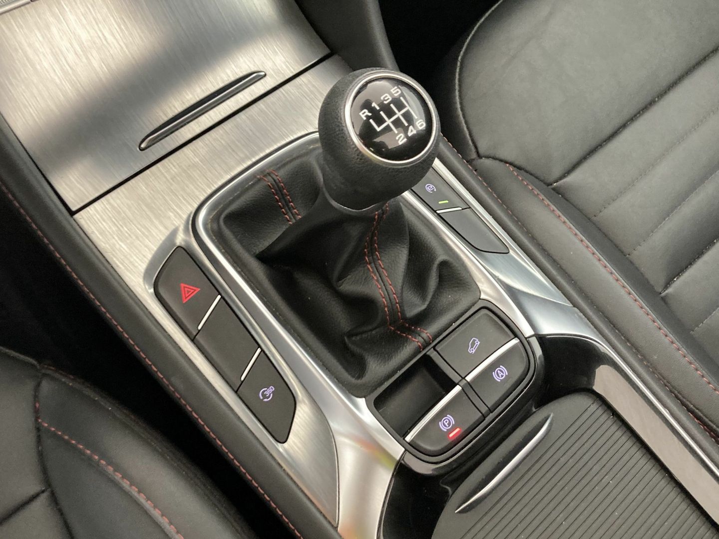 MG HS 1.5 Turbo GDI Luxury 119 kW (162 CV)