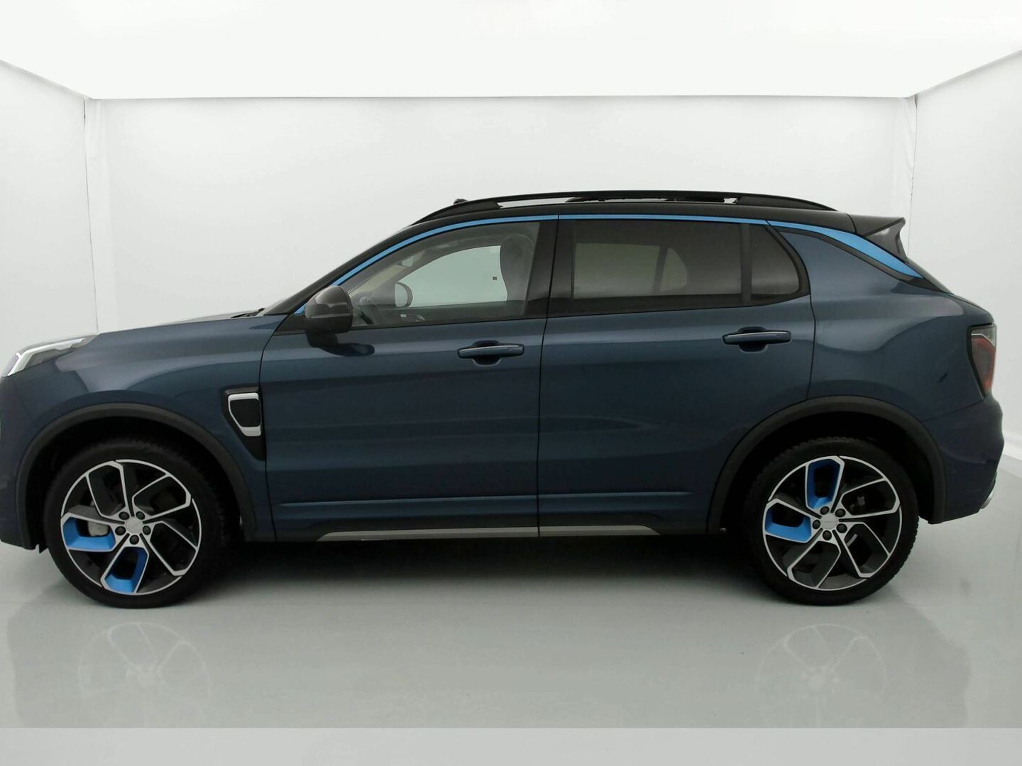 Lynk & Co 01 1.5 HEV 145 kW (197 CV)