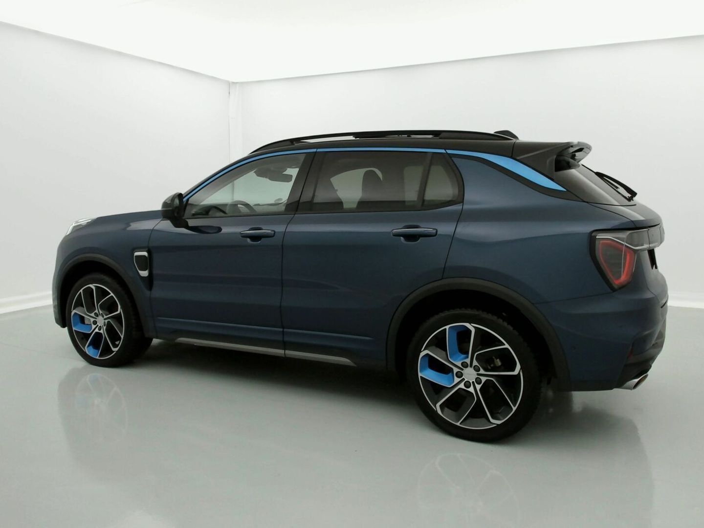 Lynk & Co 01 1.5 HEV 145 kW (197 CV)